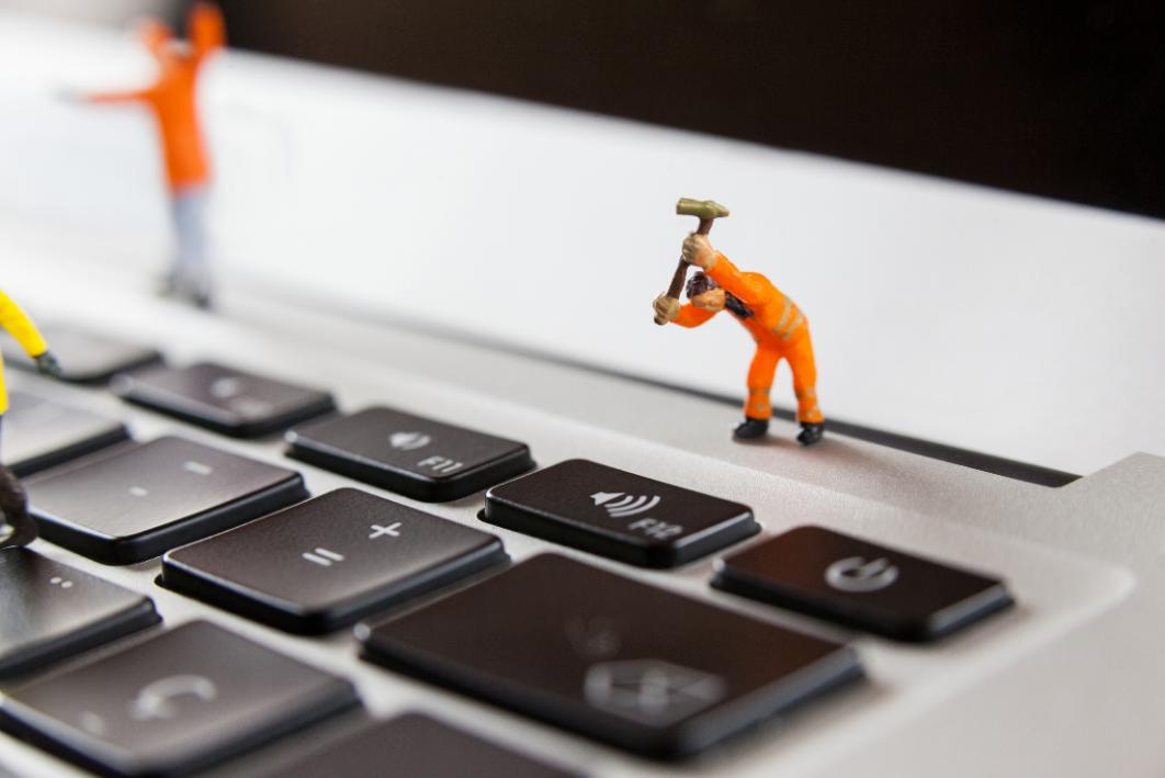 Как исправить ошибку 500, вызванную проблемами с .htaccess?